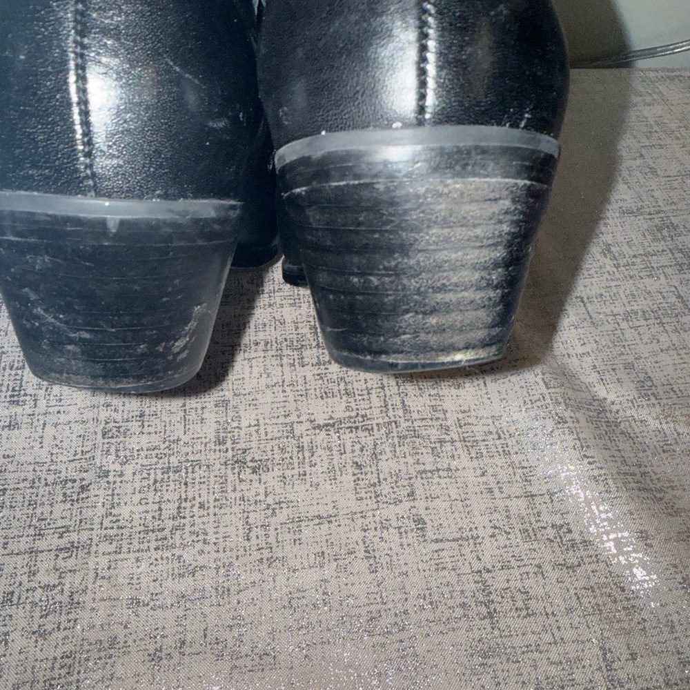 Treasure & Bond Black Pointed-Toe Western Ankle Boots - Picture 15 of 16